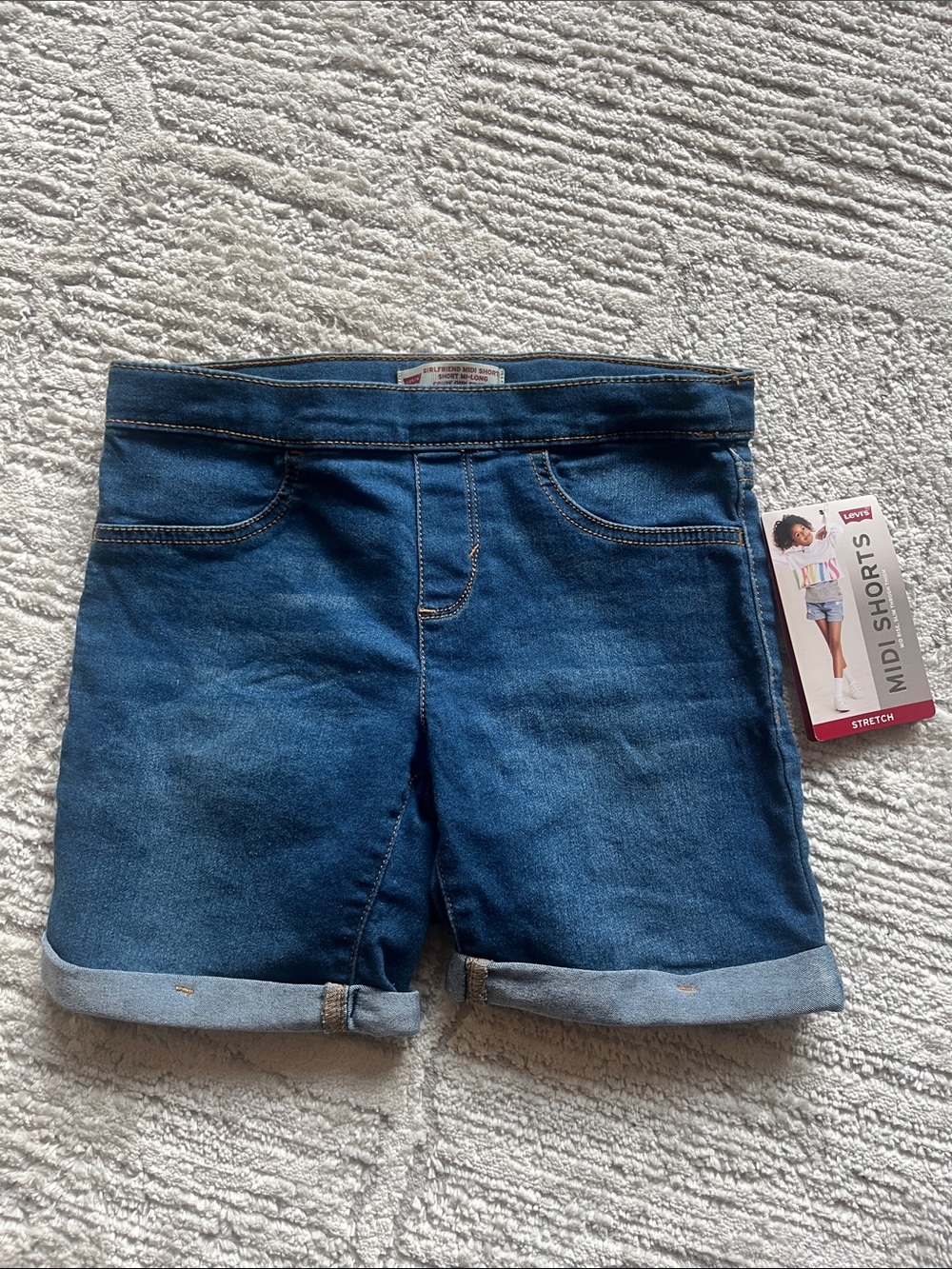 Levi's | Girls Girlfriend Denim Midi Shorts,NWT, 10